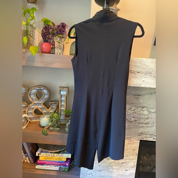 Porto SF Asymmetrical hem vest Size 0 - Picture 3 of 8